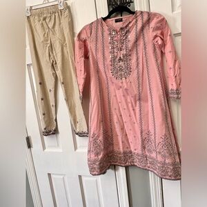 Indian Pakistani shalwar kameez